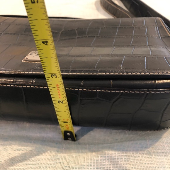 Dooney & Bourke Versatile Black Bag - Picture 8 of 8